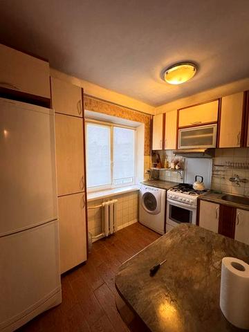 Продам без % 3.х кімнатну квартиру вул Миколайчука 7