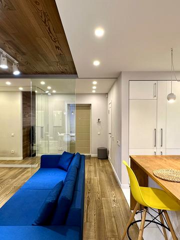 Анатолія Петрицького вул., 13