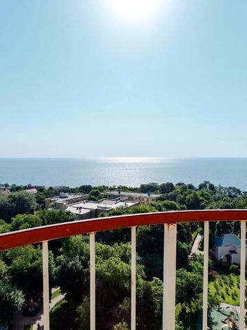 Аркадійське плато вул. (Гагаринське плато), 5