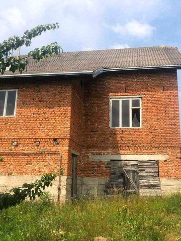 Будинок ( сирець) у м. Тлумач