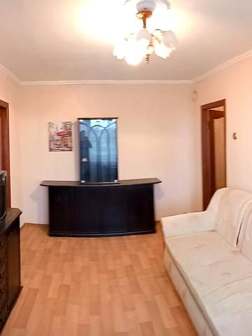 Ботанічний пров., 2а