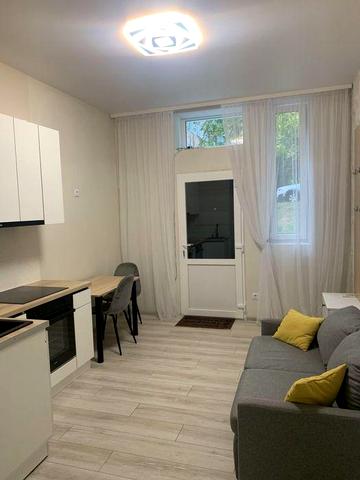 Оренда смарт квартири з автономним опаленням , вул.Відінська