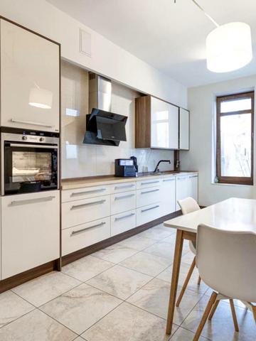 Гординських вул., 4а