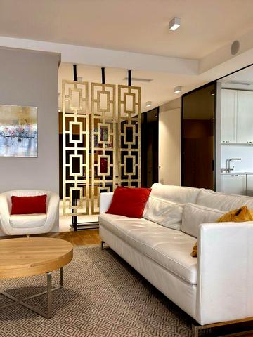 Раїси Окіпної вул., 18