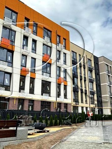 Поліська вул., 4