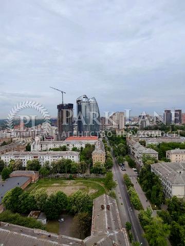 Джона Маккейна вул. (Івана Кудрі), 26