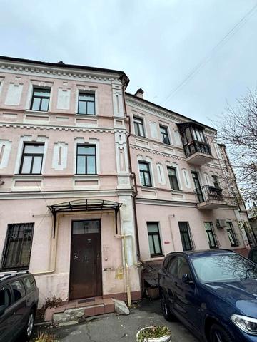 Кирилівська вул. (Фрунзе), 31-Б