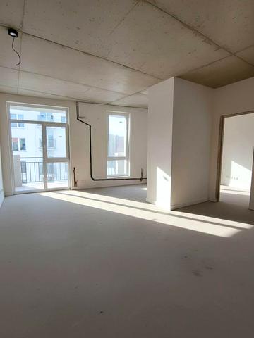 Жовківська вул., 2