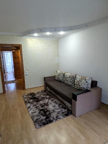 Кирила Трильовського вул., 1