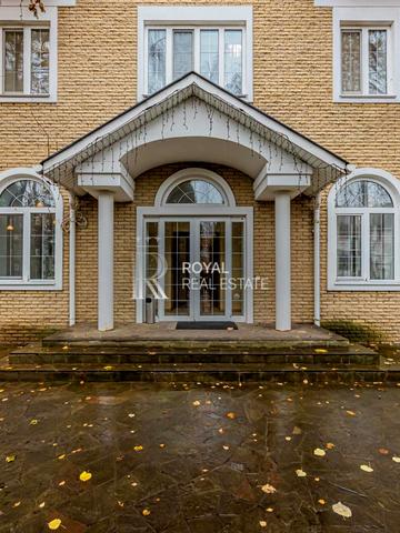 Борщагівська вул., 40