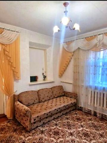 Мандриківська вул., 72