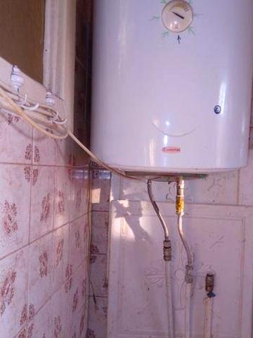 Квартира на длительный период в  центре Херсона недорого.