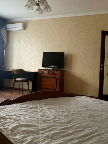 Єлизавети Чавдар вул., 1