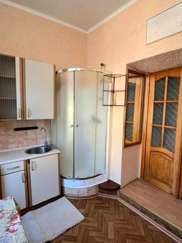 10 Квітня вул., 20