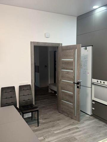 Квартира, Новобудова,  2 кімнати, 2 поверх, центральна частина