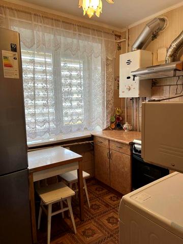 Здаю 2х к/ к Погранична 43, жилое состояние.