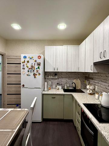 Чорновола вул., 29