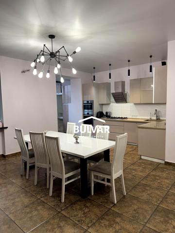 Алчевських вул. (Артема), 20/22