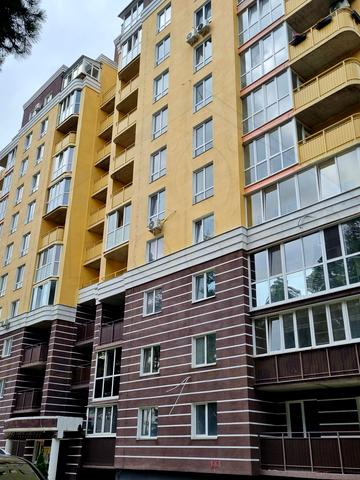 Любецька вул., 104