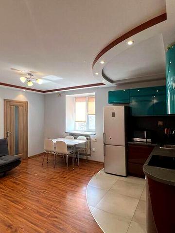 Довгострокова оренда 1к Квартира Драгоманова вулиця