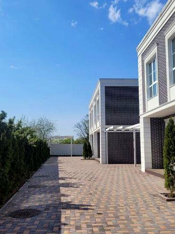 Продаж будинку формату дуплекс, таунхаус біля Кришталевих джерел ВДНГ