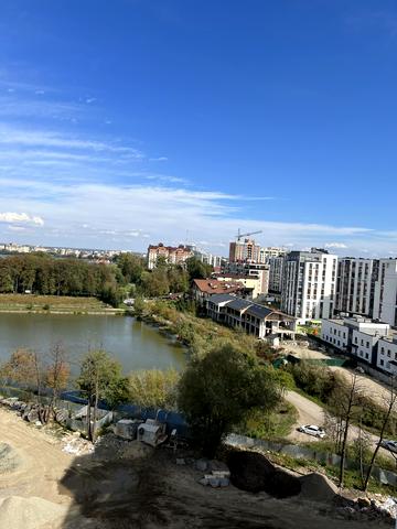 Приозерна вул., 25