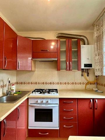 Гетьмана Полуботка вул., 8