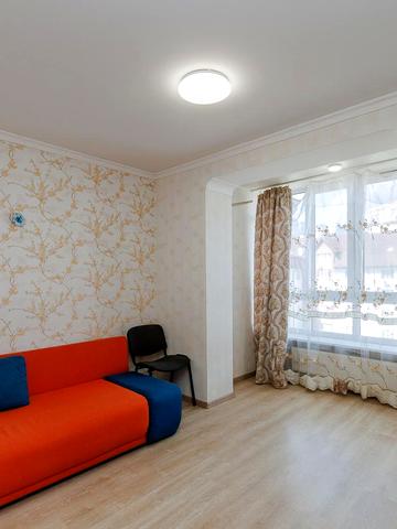 Волинська вул., 12