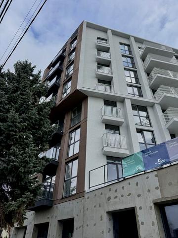 Вишиванка вул. (Орлова), 2