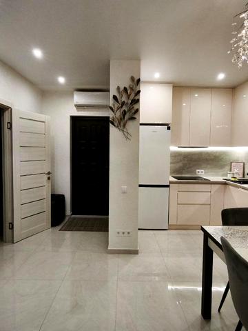 Літературна вул., 8