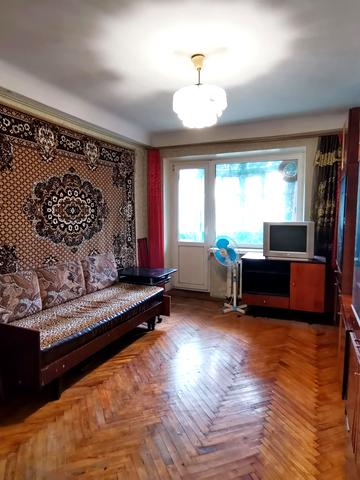 Камяногірська вул., 3