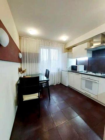 ж/м Перемога-5 Продаж 3к квартири бульвар Слави набережна Яхт-клуб Січ