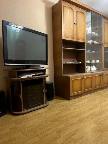 Здається в Оренду 3-х кімнатна квартира біля Велмарту