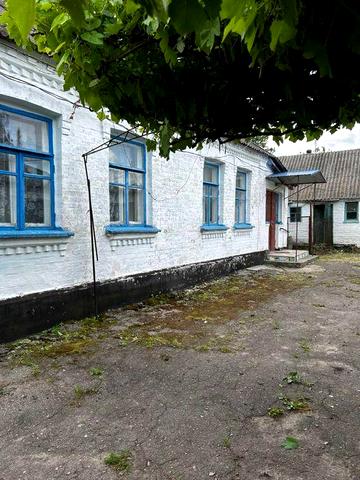 Будинок Рокитне центр