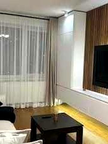 Сдаю квартиру метро Дворец Украина. Центр города.