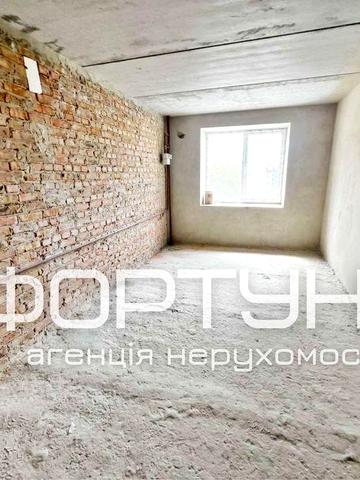 Степового Фронту 20, Зданий будинок!