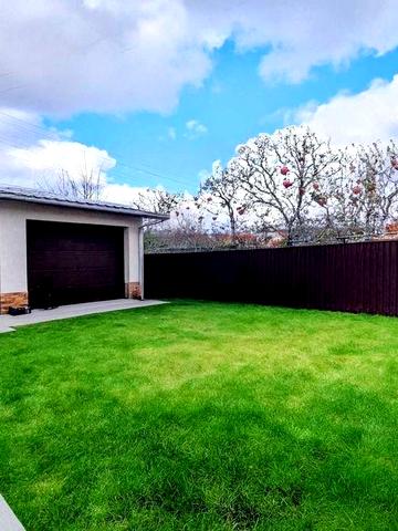 Здається 4-х кімнатний БУДИНОК в ЦЕНТРІ міста р-н вул. ГЕРОЇВ МАЙДАНУ.