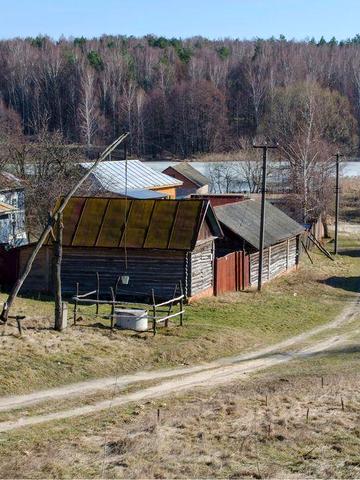 Продам земельну ділянку з будинком у с. Унучки