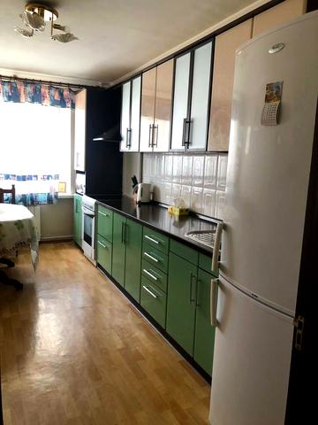 Миколи Бажана просп., 24/1