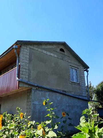 Продам  дачу. Заміський  будинок