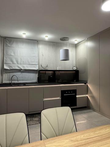 Перемоги вул., 53