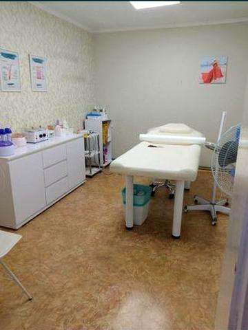 Здам пів будинку