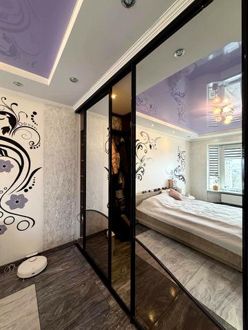 Володимира Івасюка вул., 7