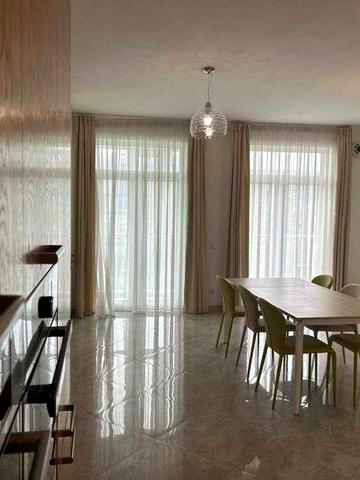 ПРОДАЖ просторої 2кім квартири НОВОБУД вул.Кримська з гарним ремонтом