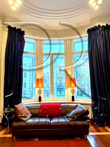 Велика Васильківська вул. (Червоноармійська), 27