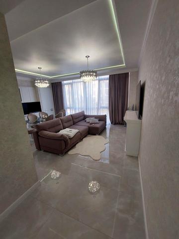 Дача Ковалевського вул., 121