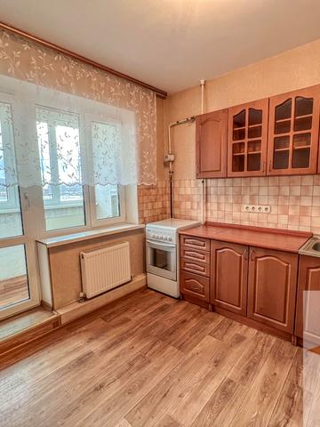 Рятувальників вул., 35