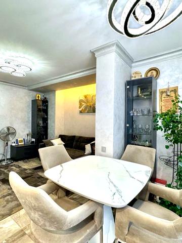 Андрія Гулого-Гуленка вул. (Віце-адмірала Азарова), 6