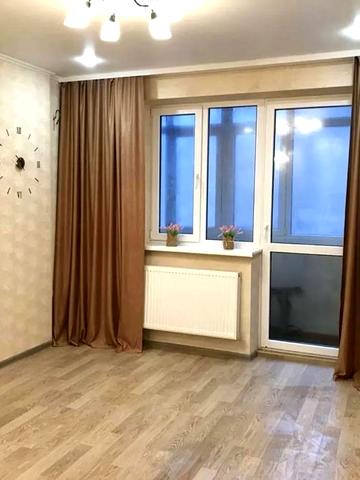 Валентинівська вул. (Блюхера), 42