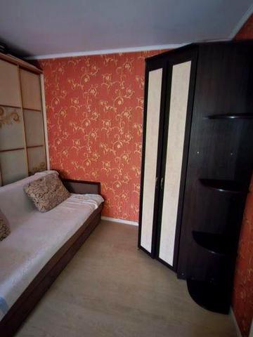 Продаж 1-кімнатної квартири в центрі смт Стрижавка